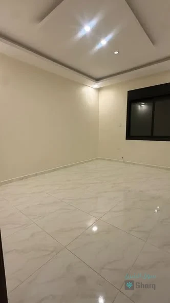 شقة للبيع — 4